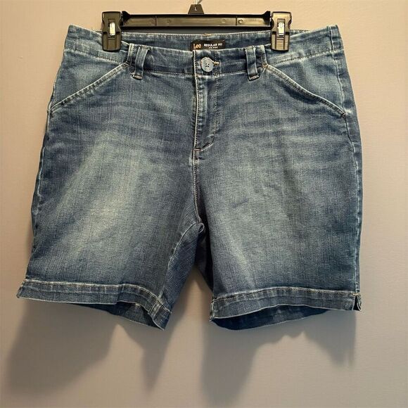 Lee Pants - Lee Women's Bermuda Denim Shorts Blue Size 12 Casual Mid Rise